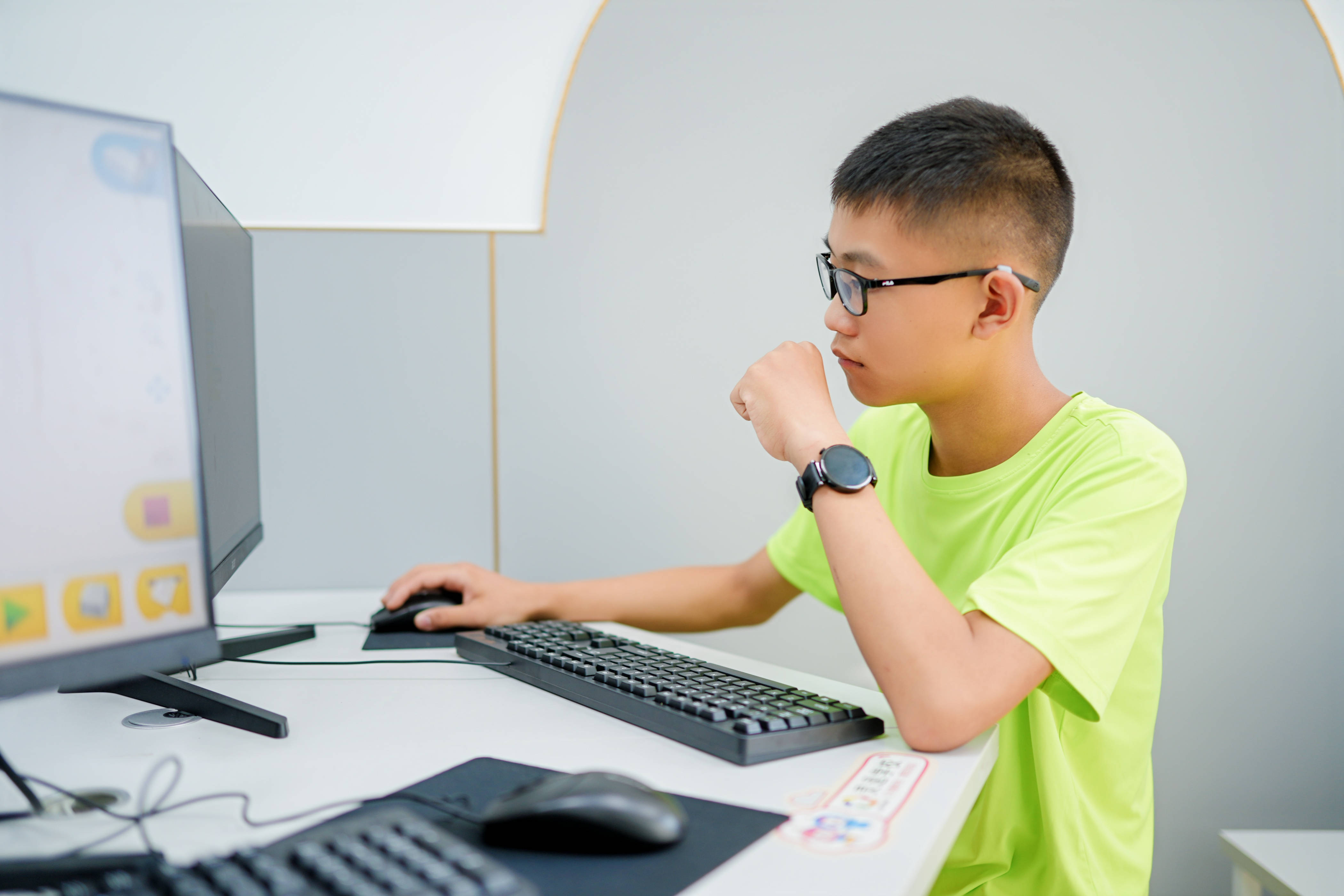 学编程哪个机构有权威(学编程的学费一般是多少)
