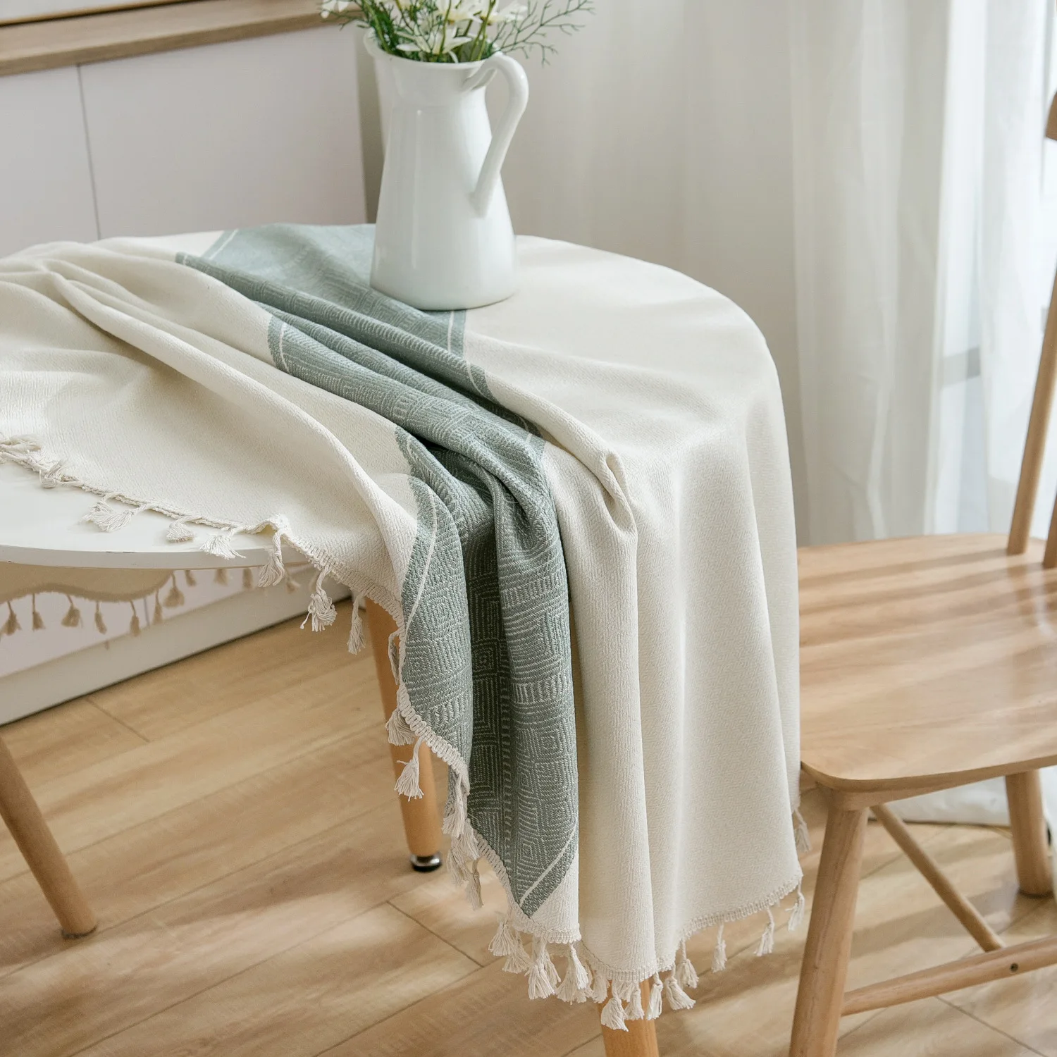 tablecloth(tablecloth的中文翻译) tablecloth(tablecloth的中文翻译)