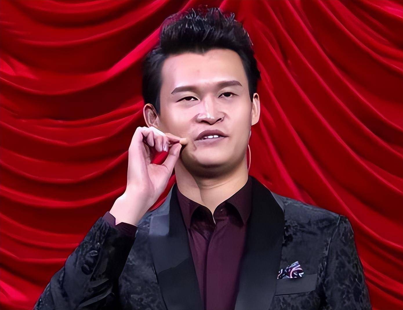 小沈龙脱口秀全集在线听(小沈龙脱口秀全集免费听2024)