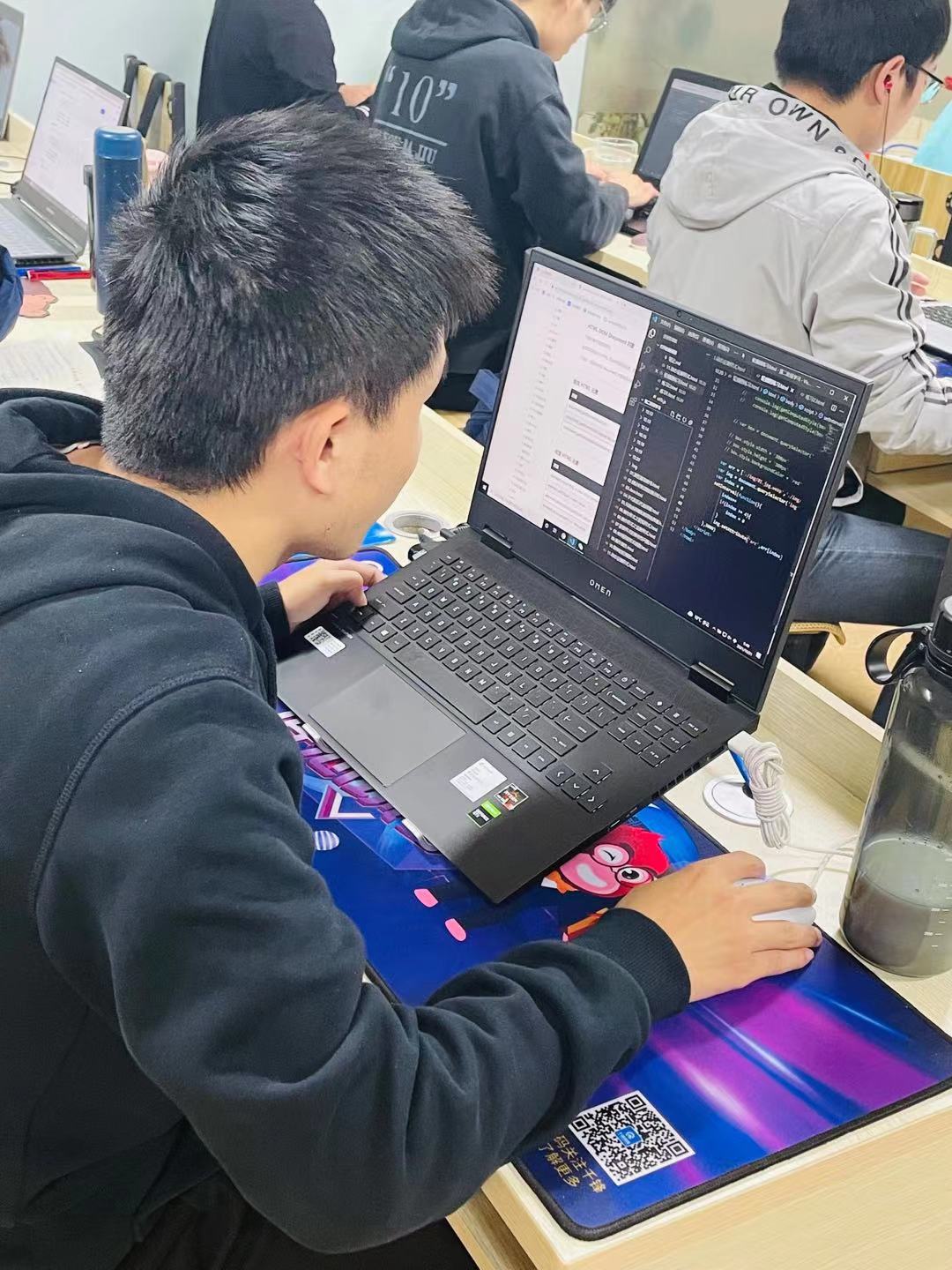程序开发工程师(程序开发工程师每天工资)