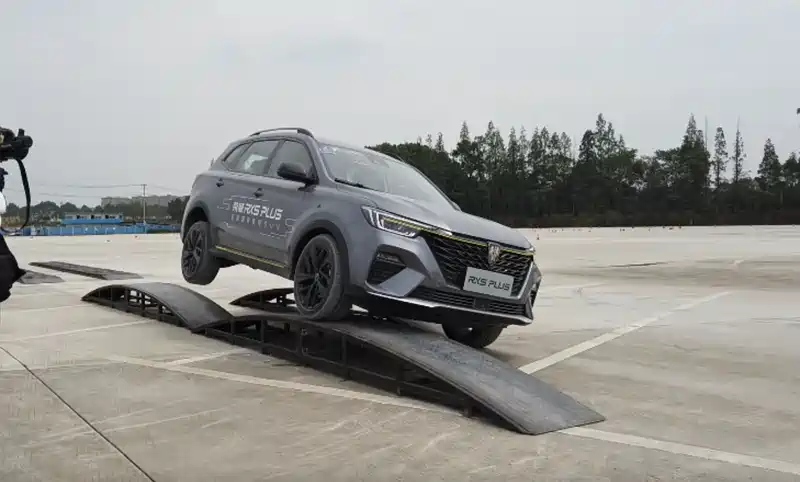 汽车金卡纳比赛计时规则详解(中国汽车耐力锦标赛决赛发车方式)