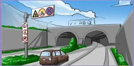 隧道驾驶注意(隧道前高速惊险驾驶后续) 隧道驾驶注意(隧道前高速惊险驾驶后续)