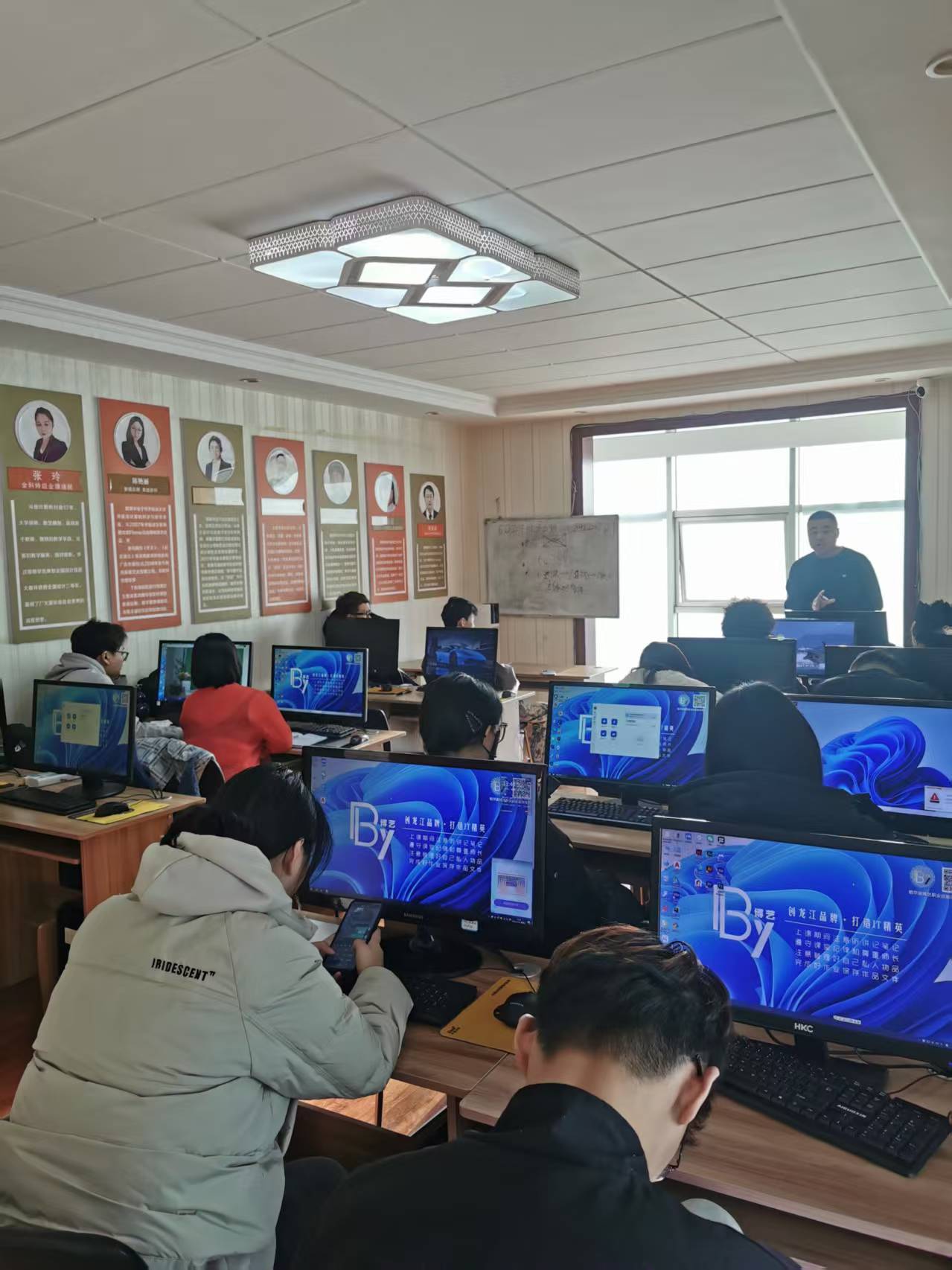 线上编程培训机构哪家好(线上少儿编程培训机构排名)